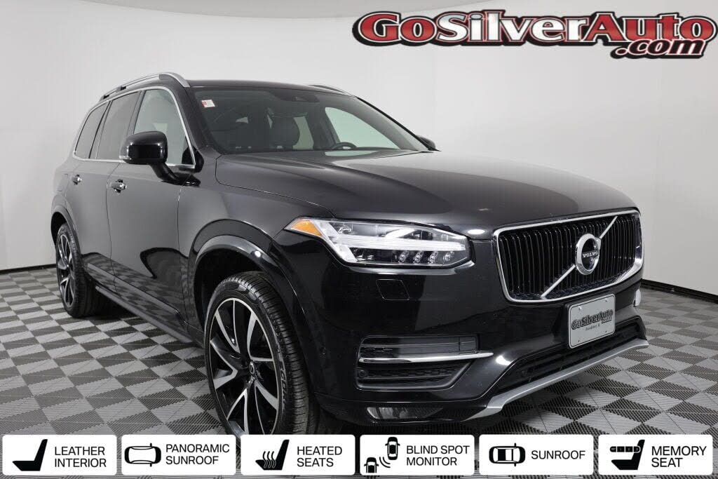 2018 Volvo XC90 T6 Momentum AWD