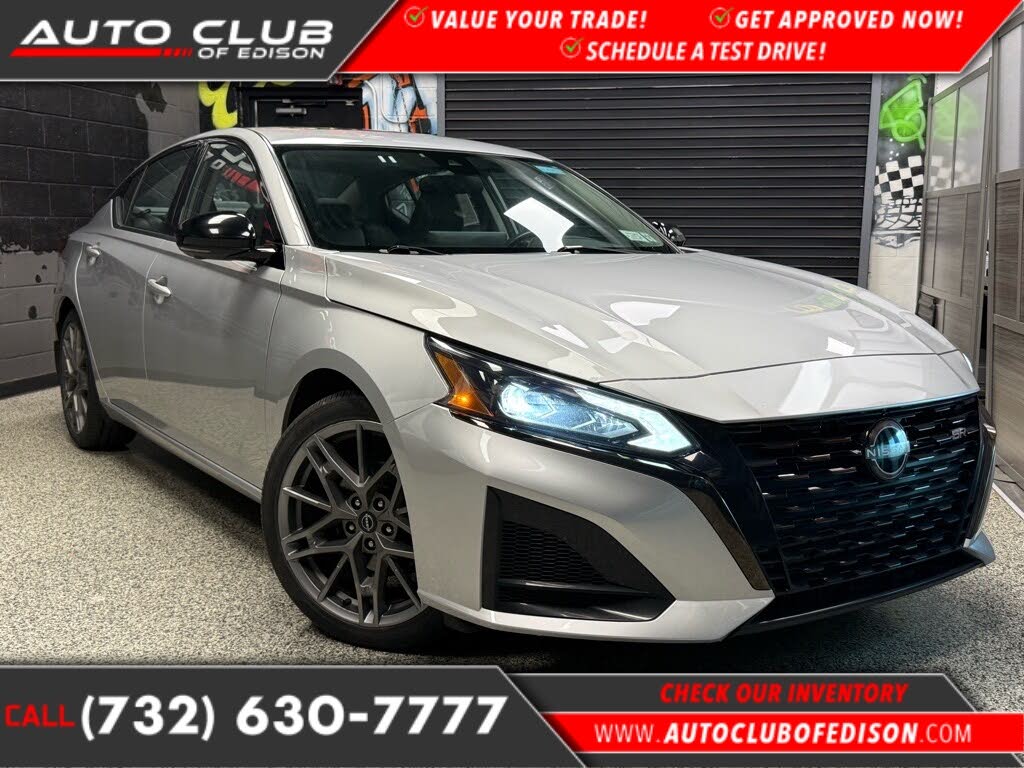 2023 Nissan Altima 2.0 SR FWD