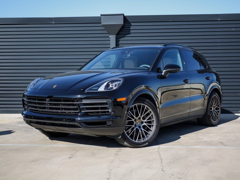2023 Porsche Cayenne Platinum Edition AWD