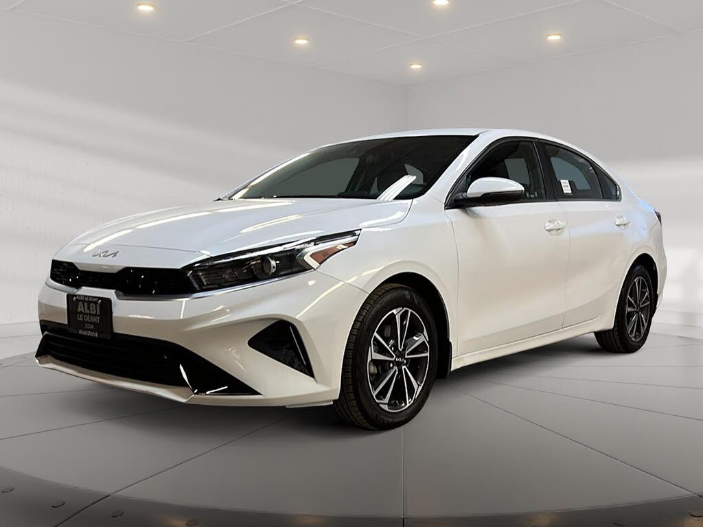 2024 Kia Forte EX FWD