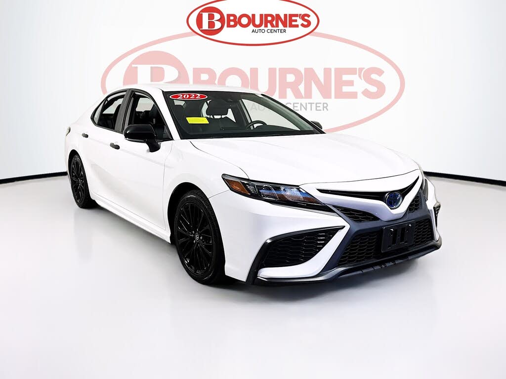 2022 Toyota Camry Hybrid SE Nightshade FWD