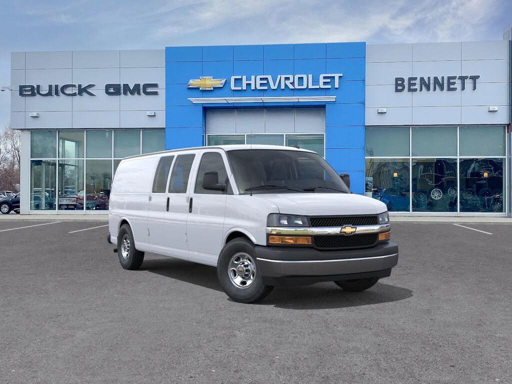 2025 Chevrolet Express Cargo 2500 RWD