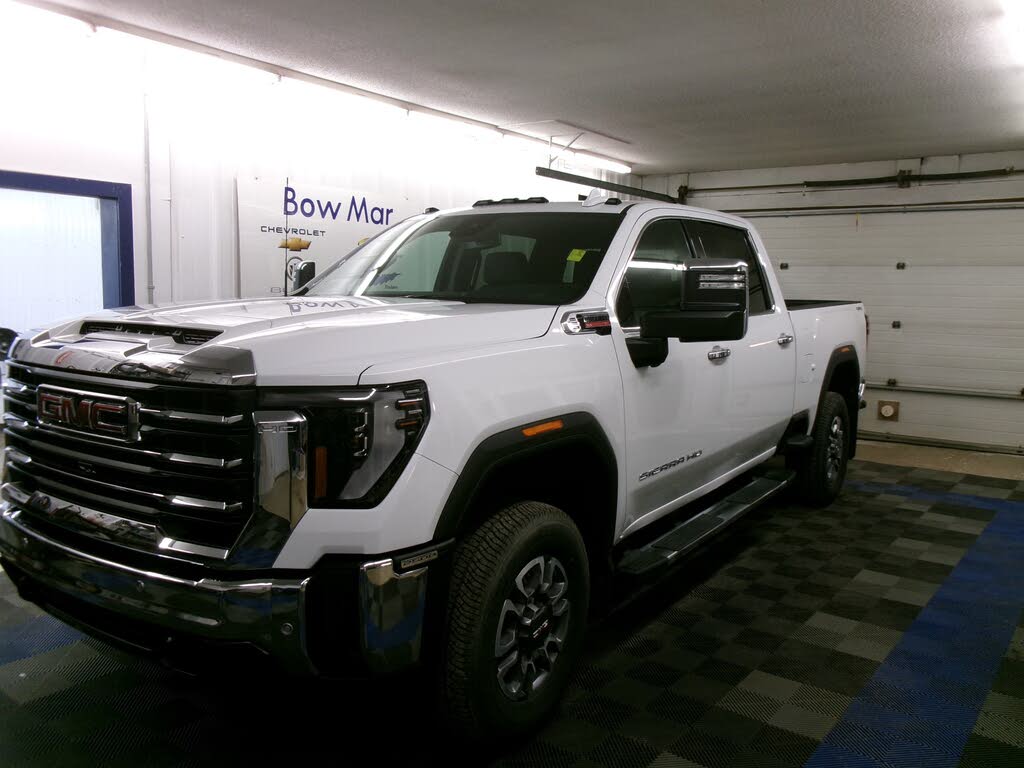 GMC Sierra 2500HD SLT Crew Cab 4WD 2025