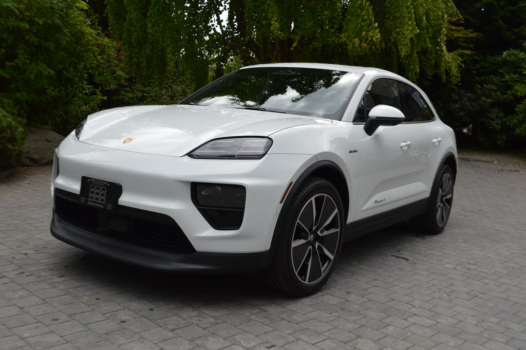 2024 Porsche Macan AWD