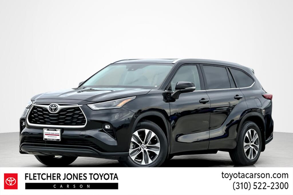 2023 Toyota Highlander XLE FWD