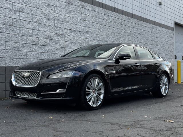 2017 Jaguar XJ-Series XJL Supercharged RWD