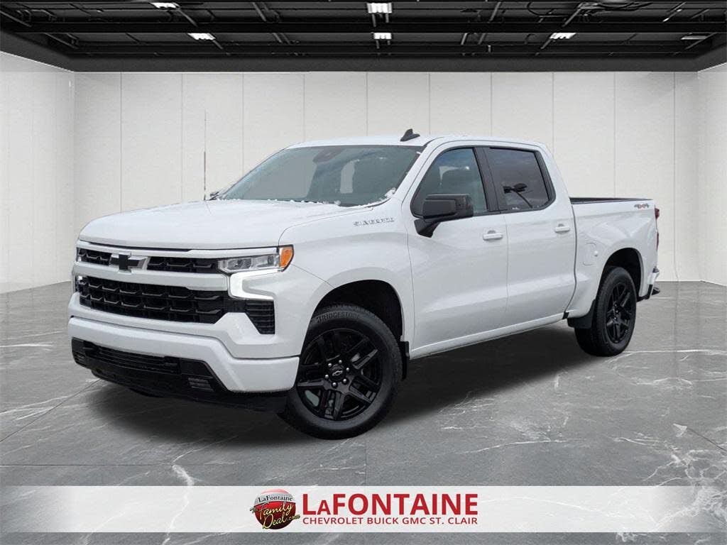 2022 Chevrolet Silverado 1500 RST Crew Cab 4WD