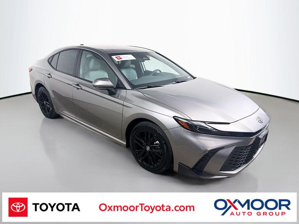 2025 Toyota Camry SE AWD