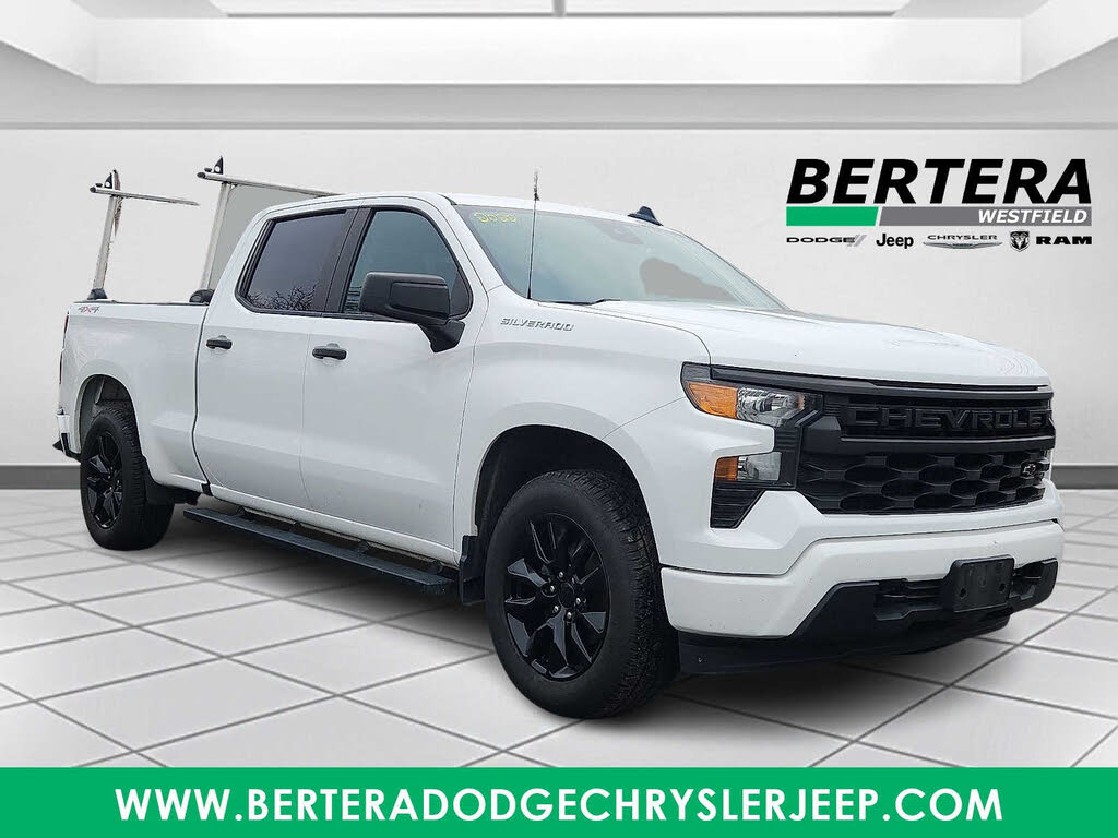 2022 Chevrolet Silverado 1500 Custom Crew Cab 4WD