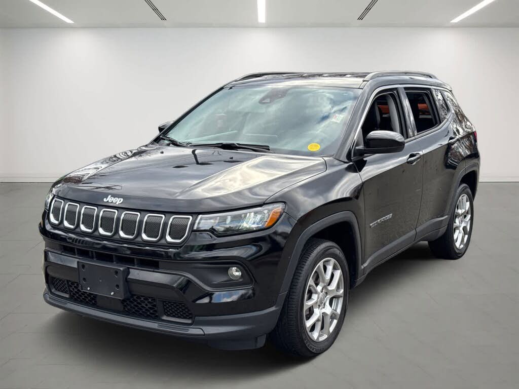2022 Jeep Compass Latitude Lux 4WD