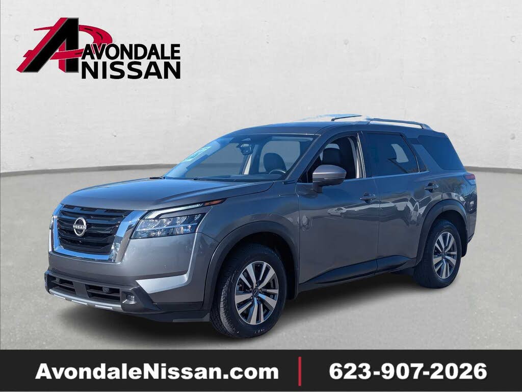 2022 Nissan Pathfinder SL FWD