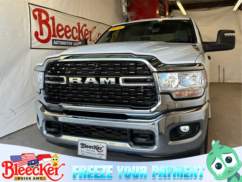 2024 RAM 2500 Big Horn Crew Cab 4WD