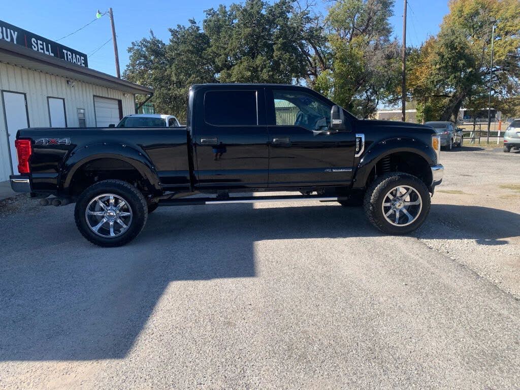 2017 Ford F-250 Super Duty XLT Crew Cab 4WD