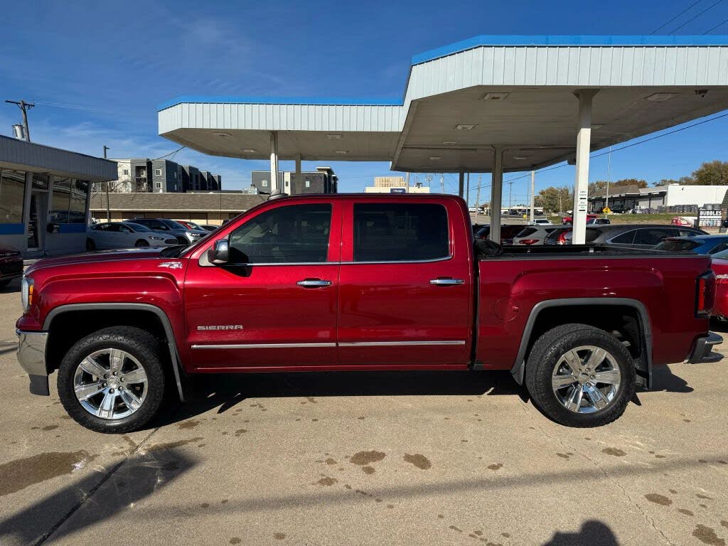 2017 GMC Sierra 1500 SLT Crew Cab 4WD