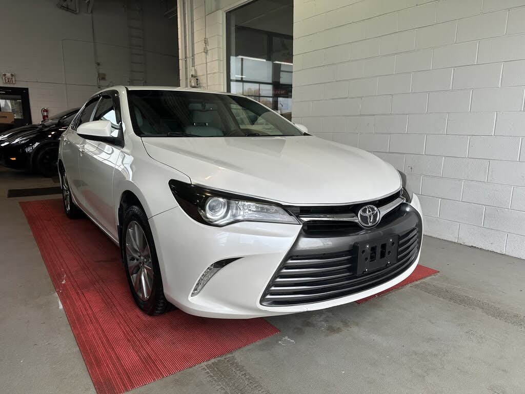 2017 Toyota Camry XLE