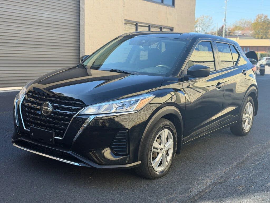 2021 Nissan Kicks S FWD