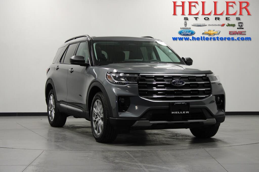 2025 Ford Explorer Active AWD
