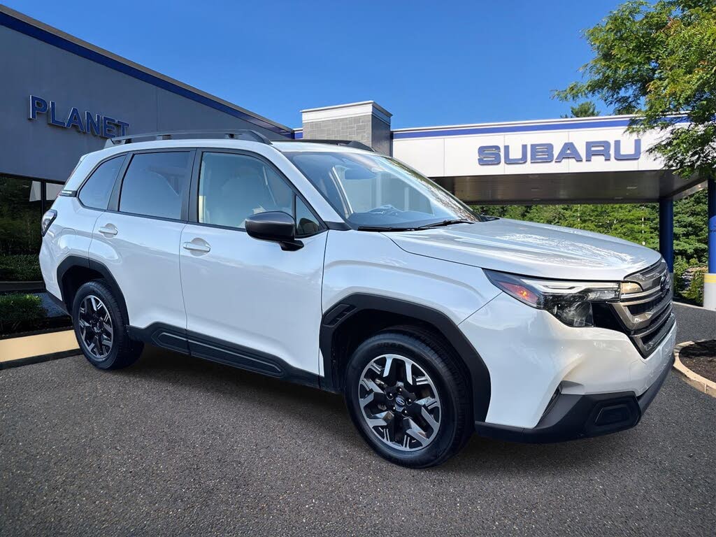 2025 Subaru Forester Premium Crossover AWD