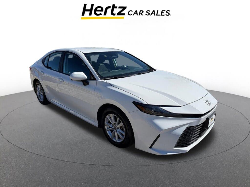 2025 Toyota Camry LE FWD