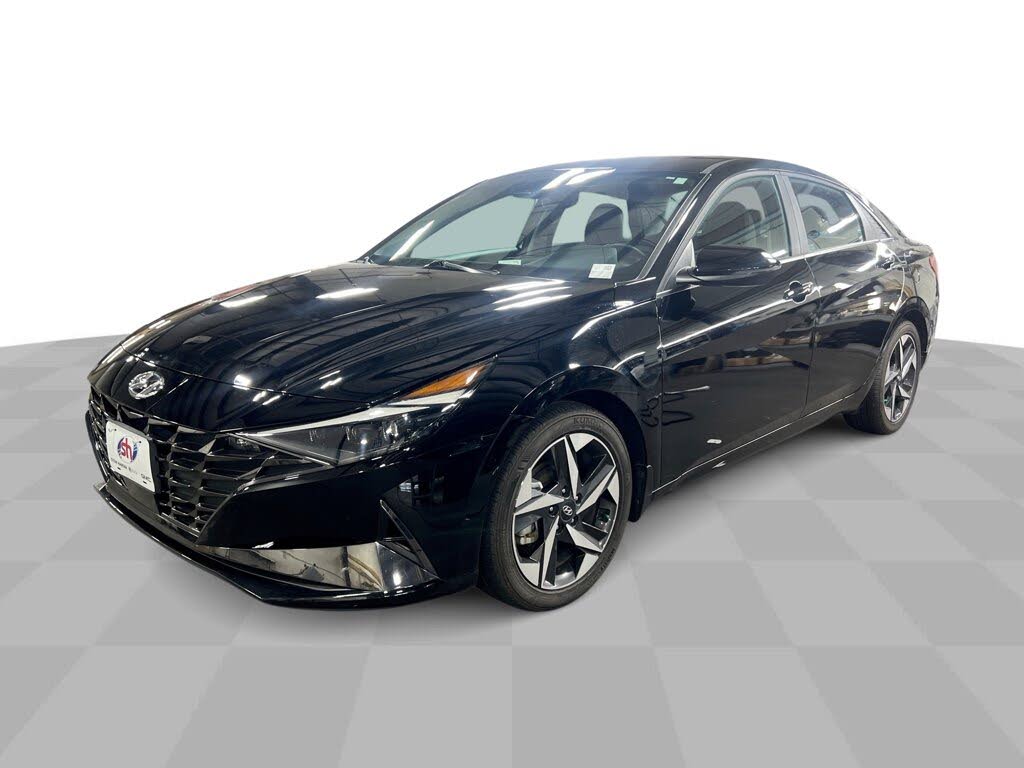 2023 Hyundai Elantra Limited FWD