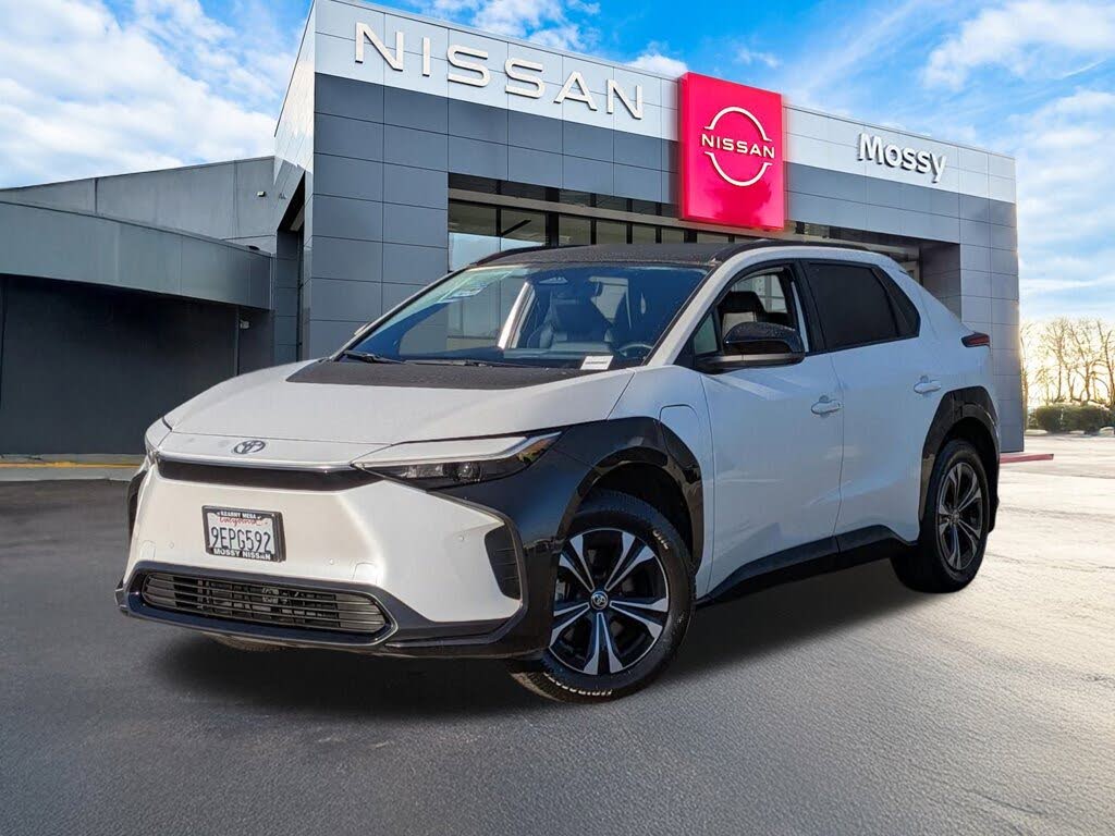 2023 Toyota bZ4X XLE FWD