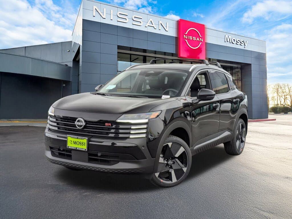 2025 Nissan Kicks SR FWD