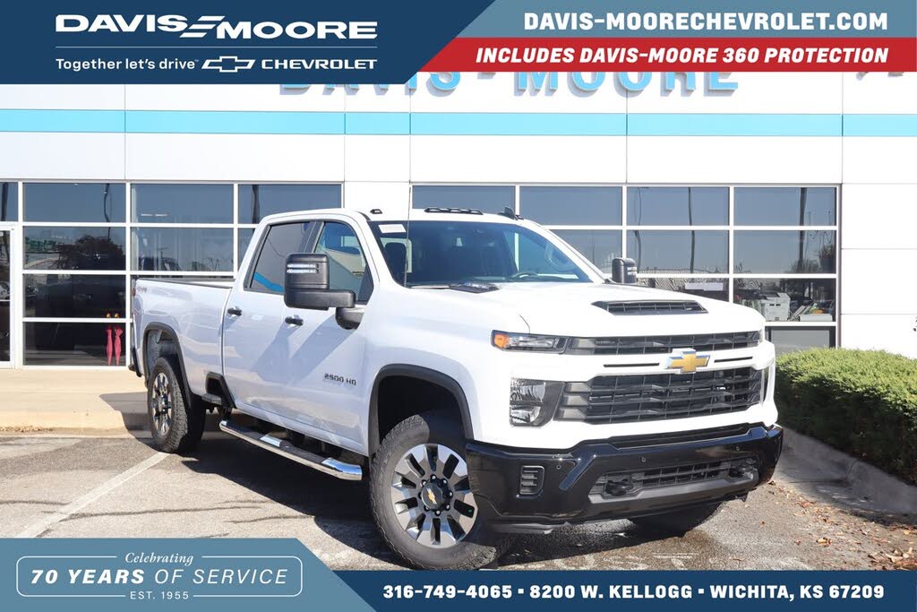 2026 Chevrolet Silverado 2500HD Custom Crew Cab 4WD