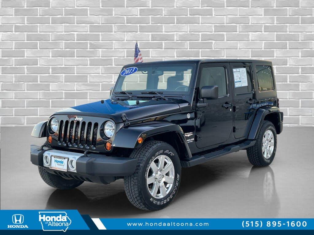 2013 Jeep Wrangler Unlimited Sahara 4WD