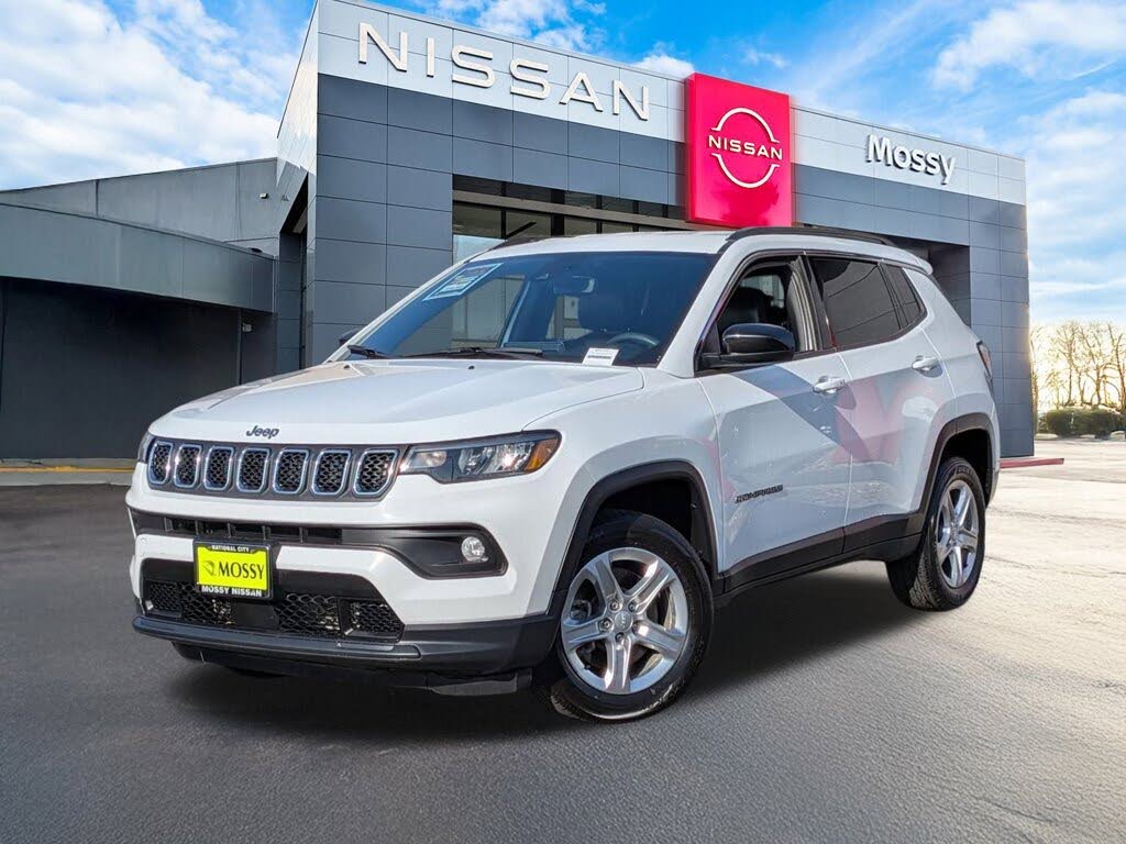 2023 Jeep Compass Latitude 4WD
