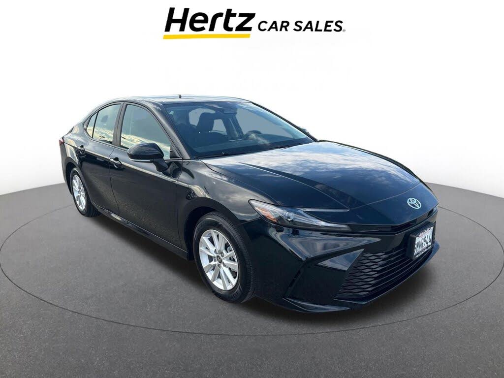 2025 Toyota Camry LE FWD
