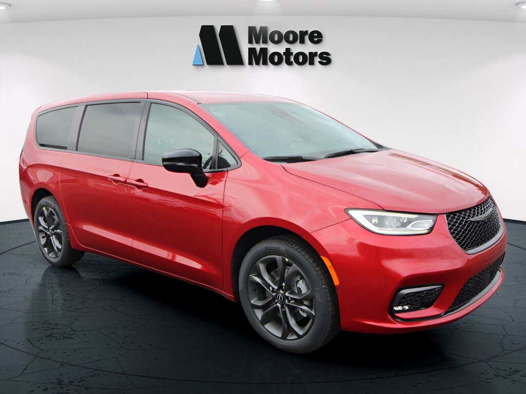 2026 Chrysler Pacifica Select AWD