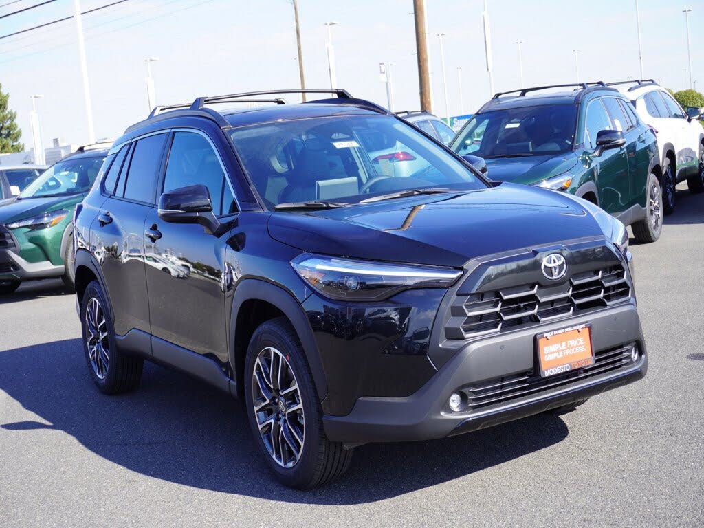 2026 Toyota Corolla Cross XLE AWD