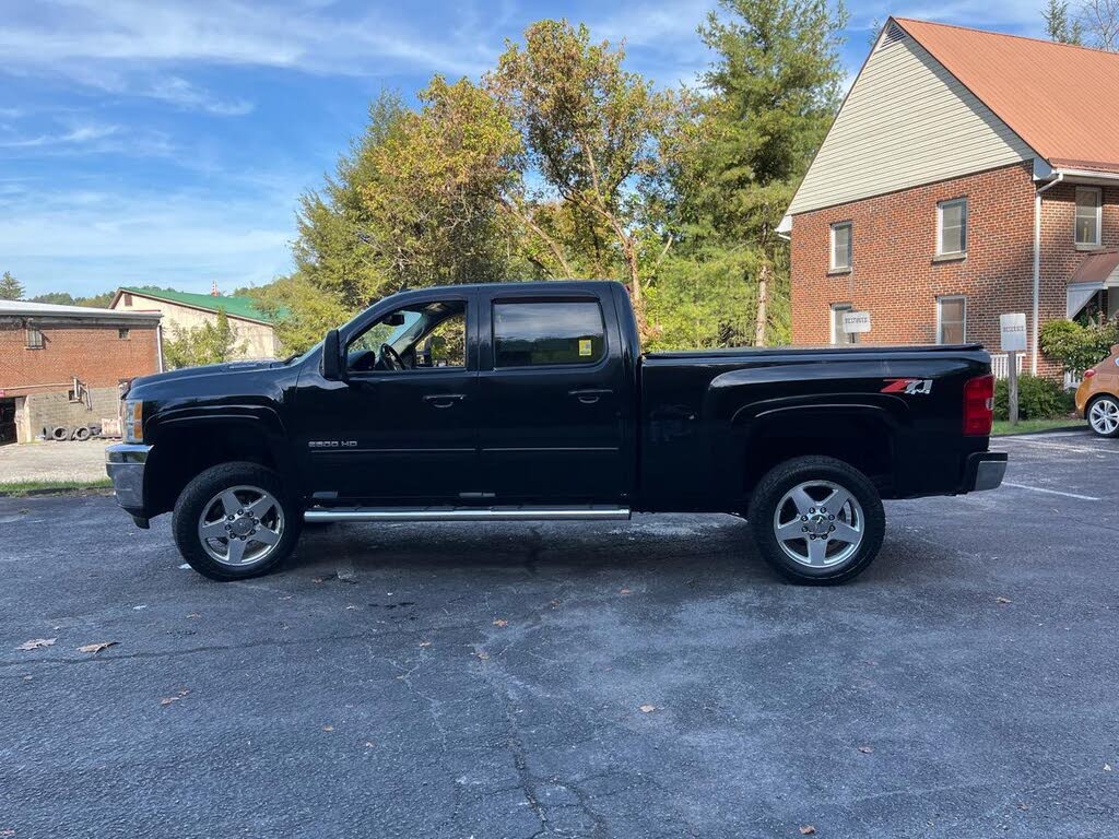 2012 Chevrolet Silverado 2500HD LTZ Crew Cab 4WD