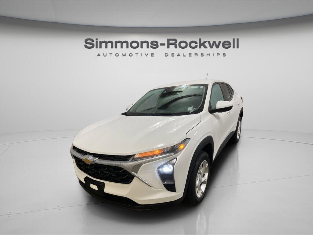 2024 Chevrolet Trax LS FWD