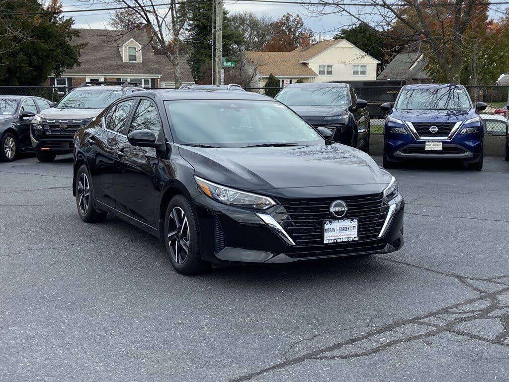 2024 Nissan Sentra SV FWD