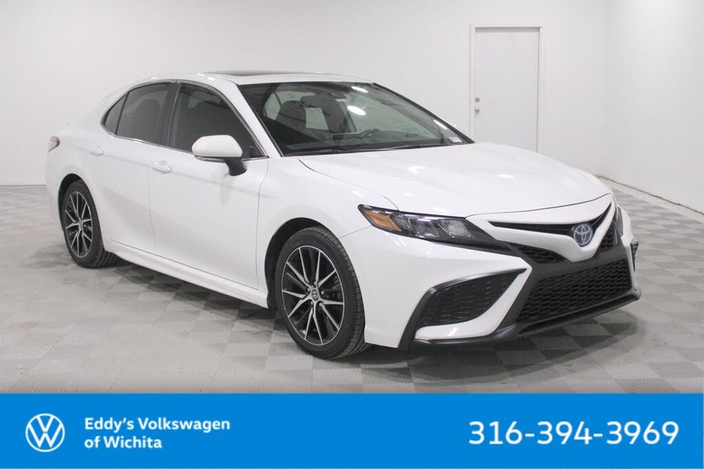 2024 Toyota Camry Hybrid SE FWD