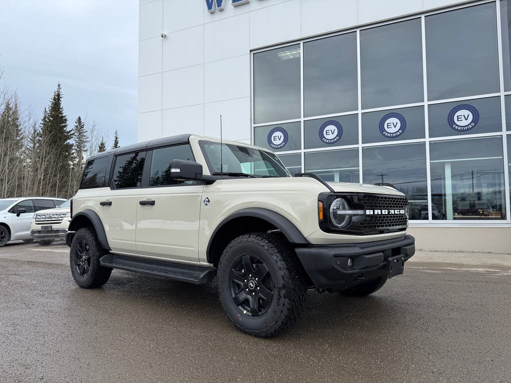 2025 Ford Bronco Outer Banks 4-Door 4WD