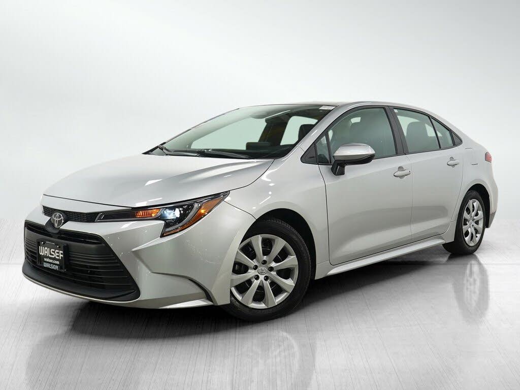 2025 Toyota Corolla LE FWD