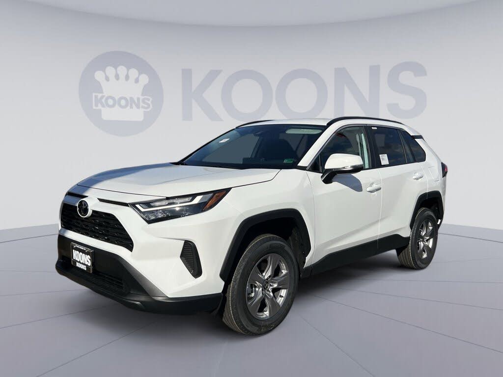 2025 Toyota RAV4 XLE AWD