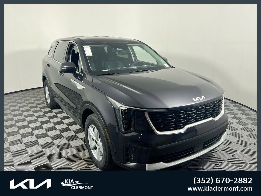 2026 Kia Sorento LX FWD