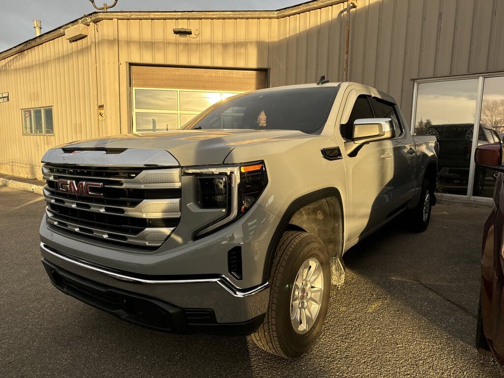 2024 GMC Sierra 1500 SLE Crew Cab 4WD