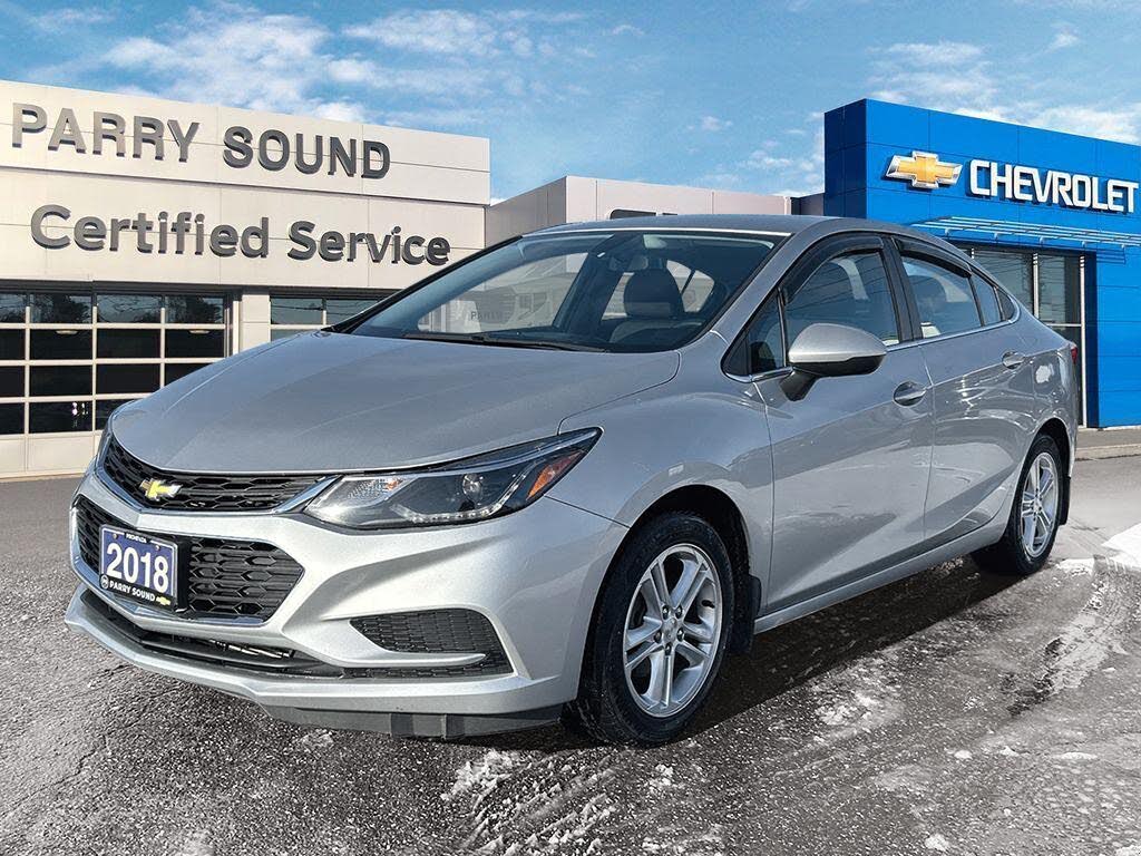 Chevrolet Cruze LT Sedan FWD 2018