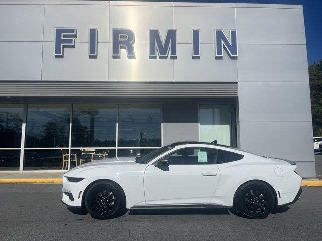 2026 Ford Mustang EcoBoost Fastback RWD