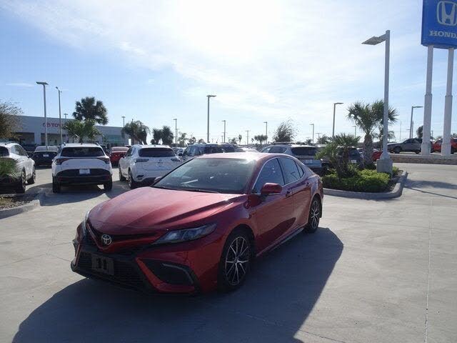 2022 Toyota Camry SE FWD