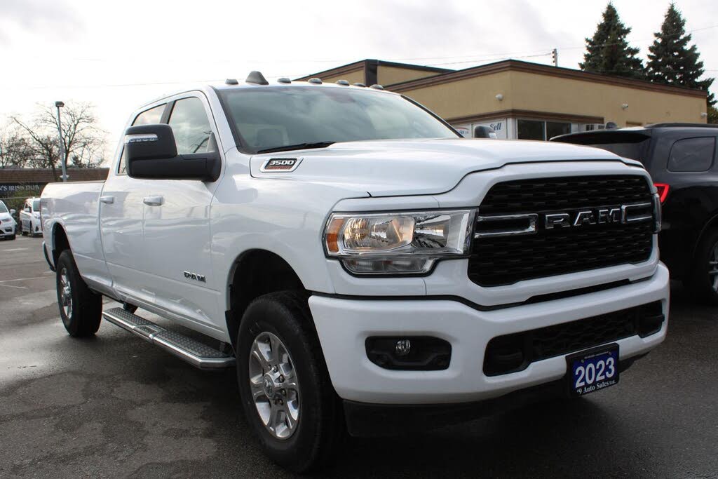 2023 RAM 3500 Big Horn Crew Cab LB 4WD