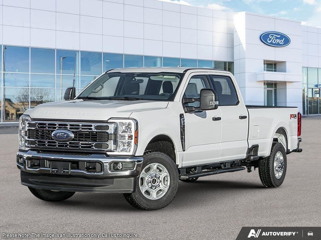 Ford F-250 Super Duty XLT Crew Cab 4WD 2026