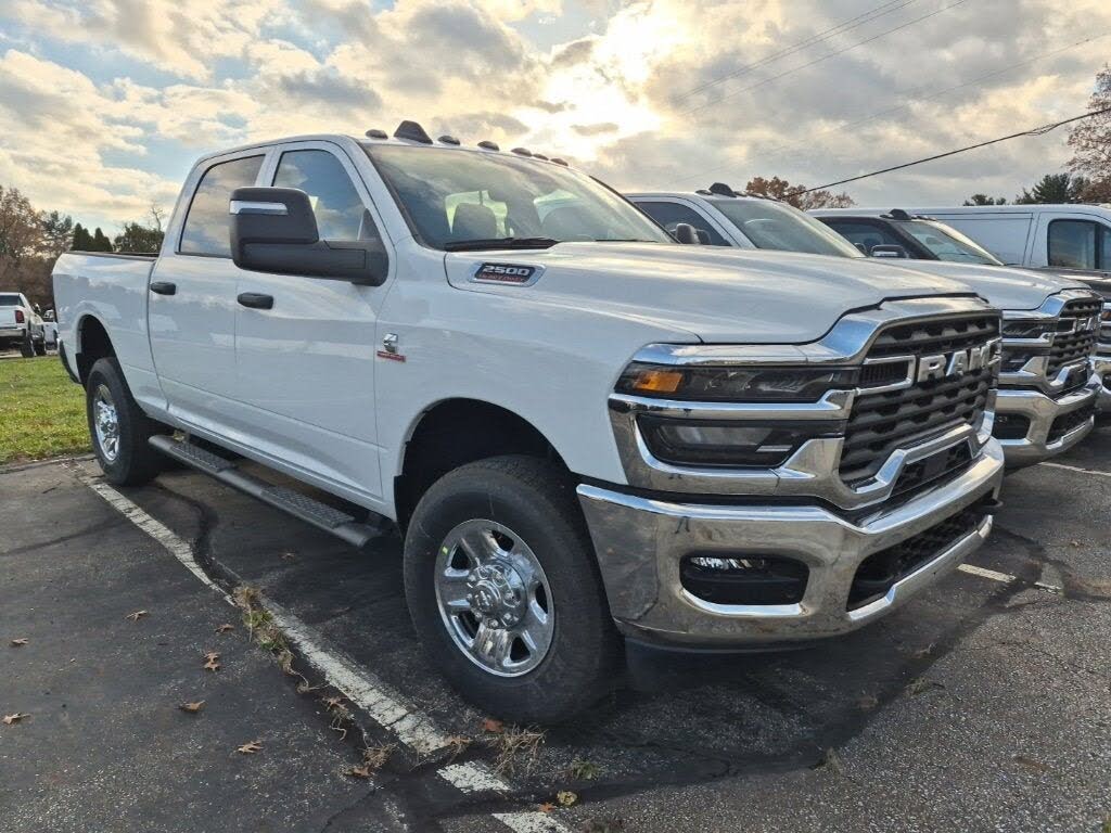 2026 RAM 2500 Tradesman Crew Cab 4WD