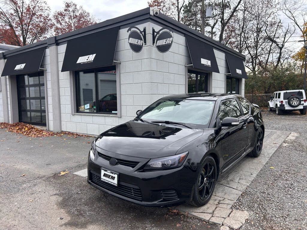 2013 Scion tC Base