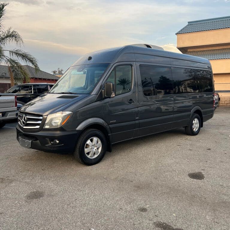2015 Mercedes-Benz Sprinter 2500 170 WB Passenger Van RWD