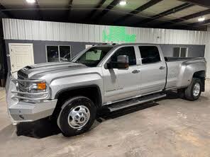 GMC Sierra 3500HD Denali Crew Cab LB DRW 4WD